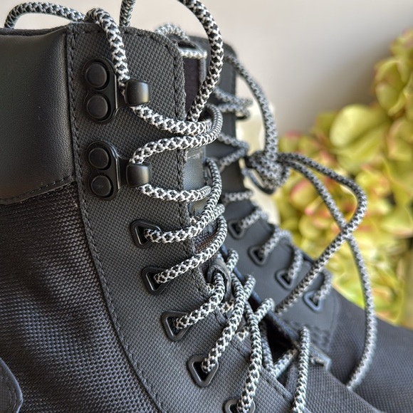 NWOT! Dr. Martens Tarik Utility Boots - Picture 8 of 14